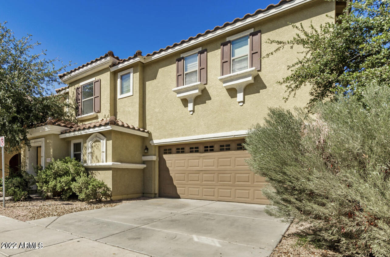 Property Photo: 7954 W Willetta Street AZ 85043