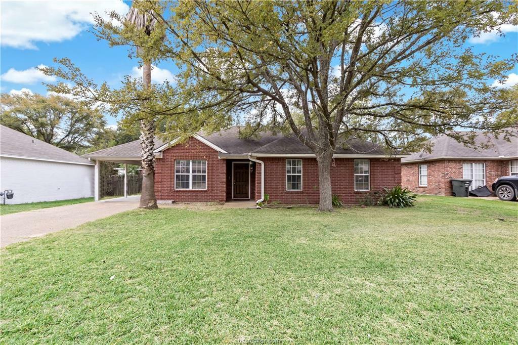 Property Photo:  3211 Bonham Drive  TX 77803 