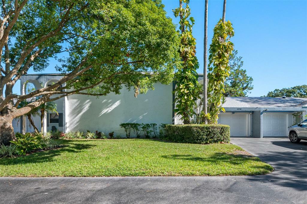 Property Photo: 1420 Palmer Lane FL 34685