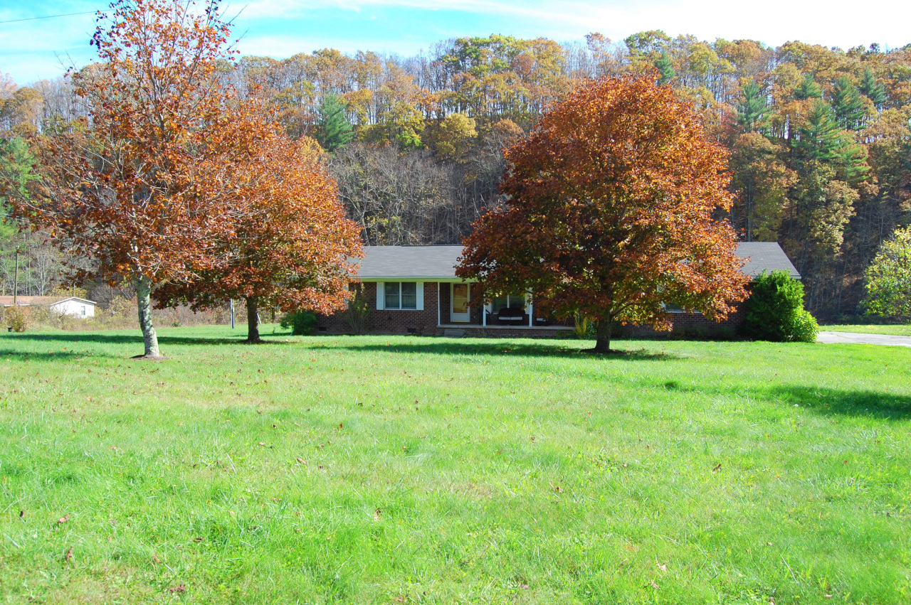 Property Photo:  8634 Moncove Lake Road  WV 24941 