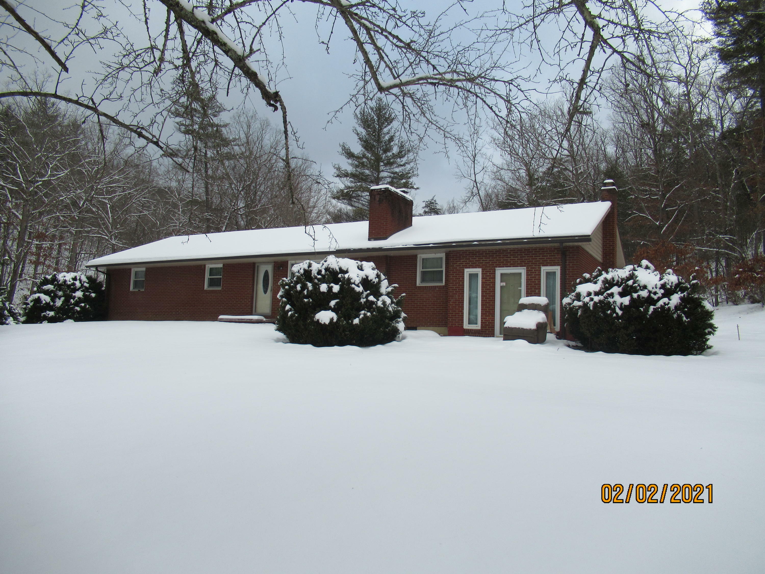 Property Photo: 913 Big Draft Rd WV 24986