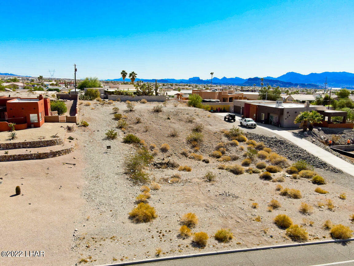 Property Photo:  3410 McCulloch Blvd  AZ 86406 