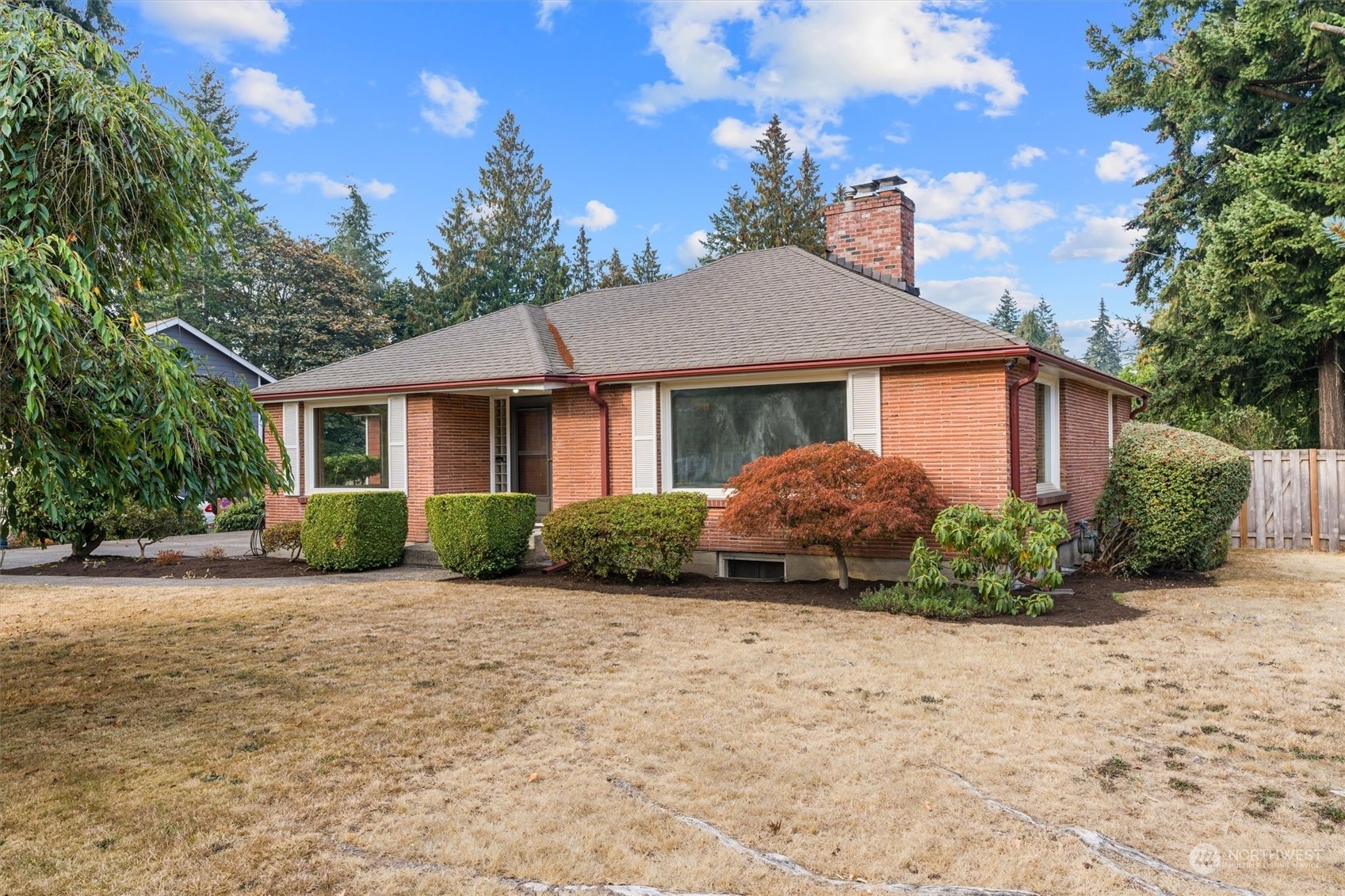 Property Photo:  14905 20th Ave SW  WA 98166 