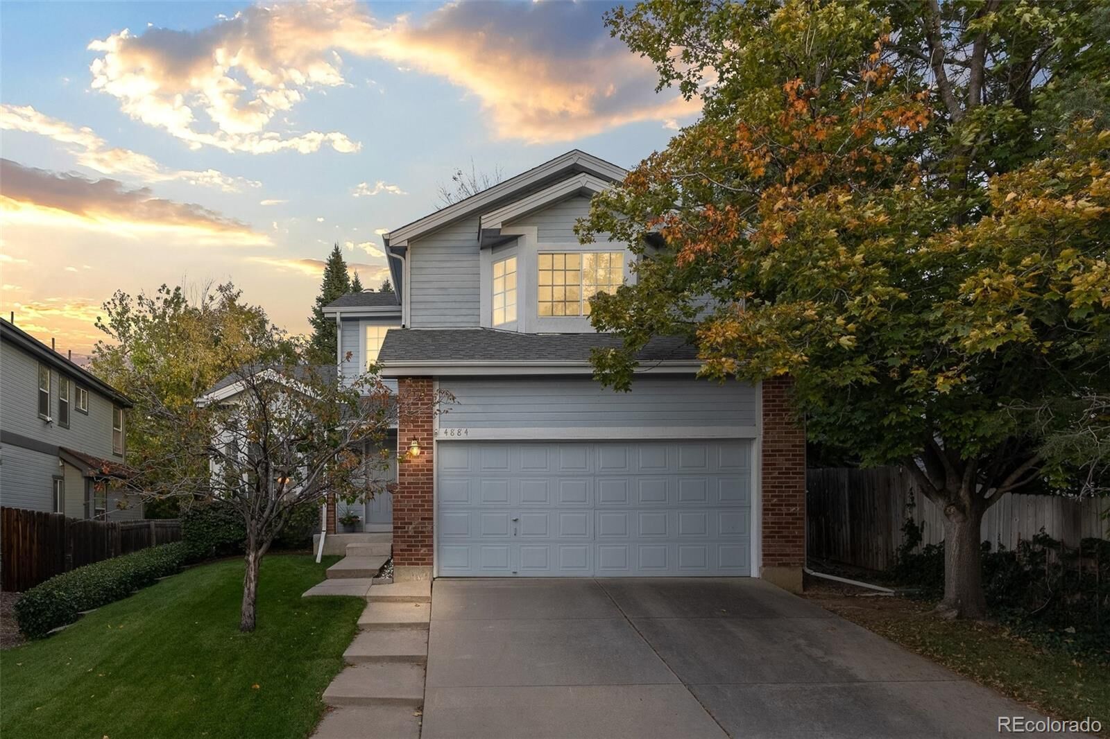 Property Photo: 4884 S Bahama Way CO 80015