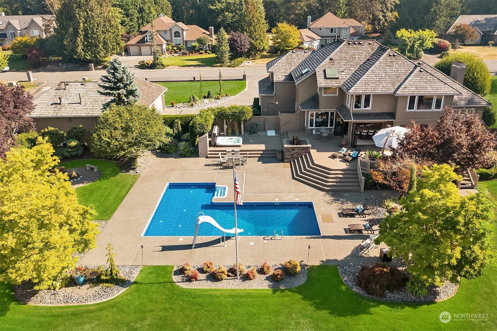 Property Photo:  22037  238th Place SE  WA 98038 