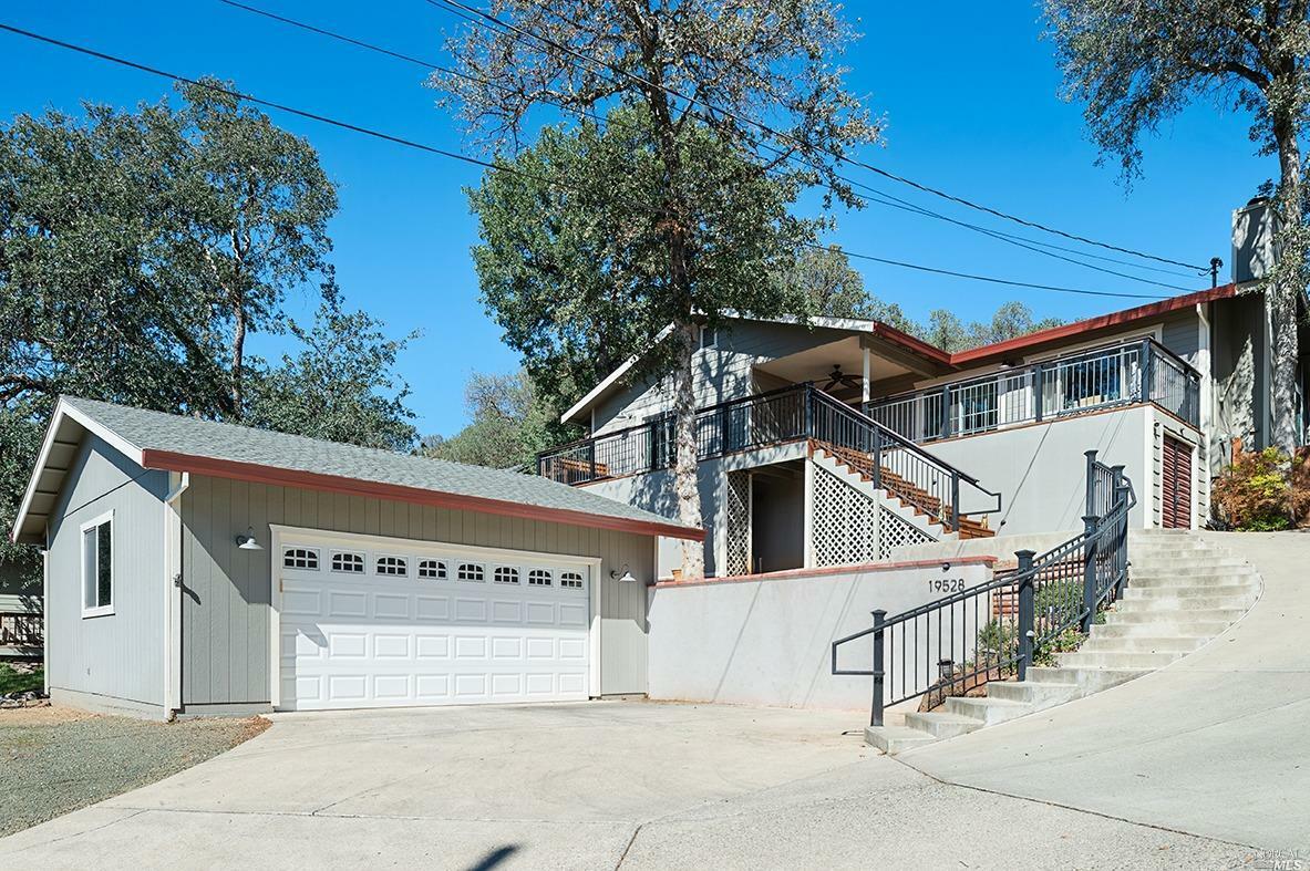 Property Photo:  19528 Mountain Meadow  CA 95467 