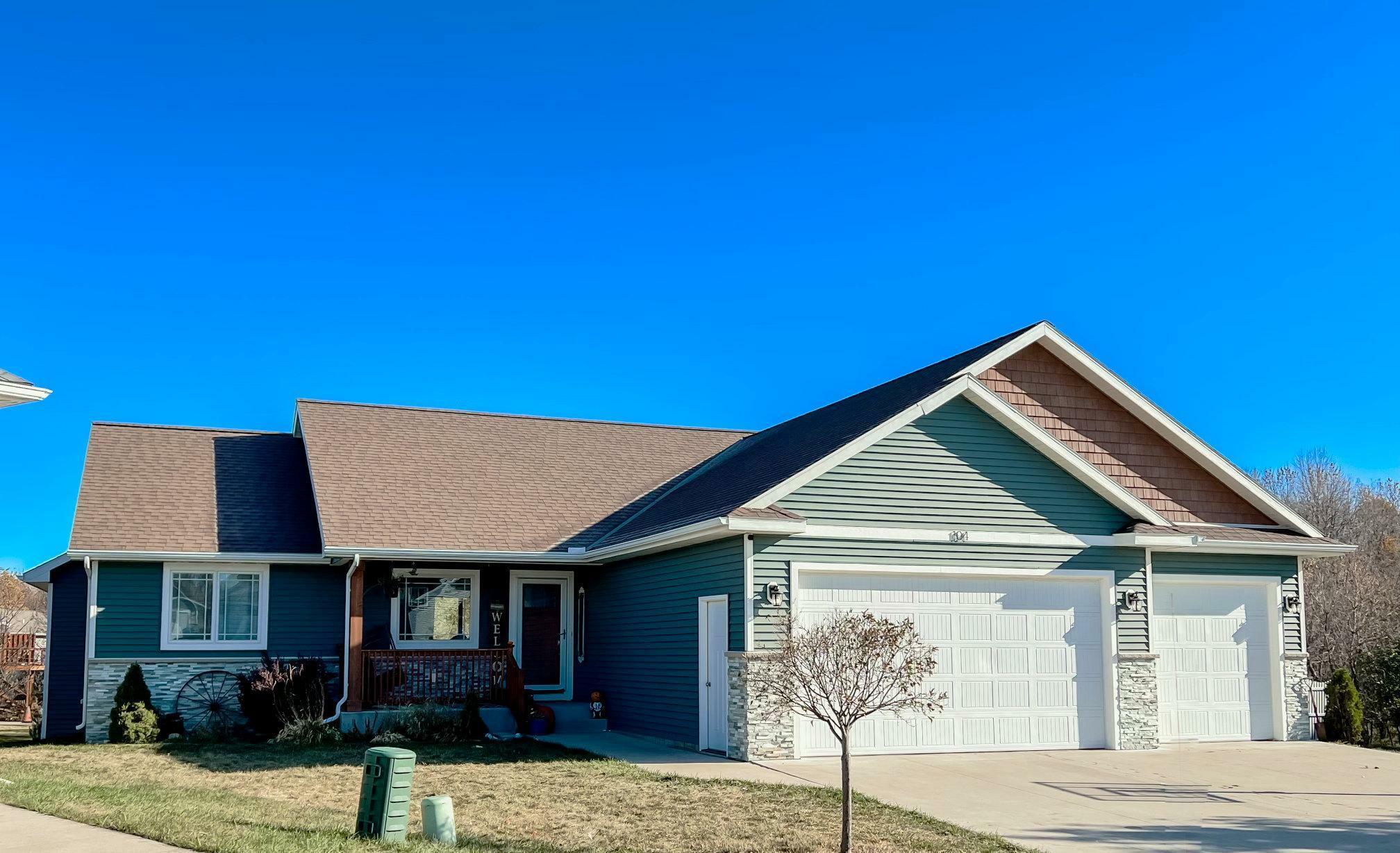 Property Photo: 104 Redhawk Court MN 56024
