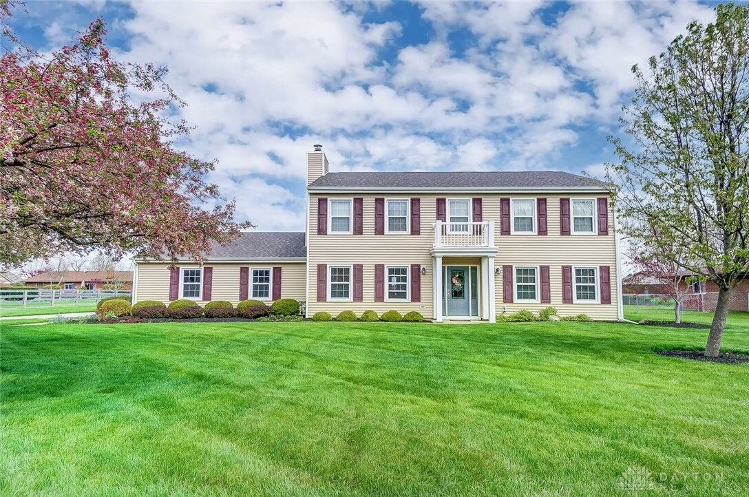 Property Photo: 3762 Fincastle Drive OH 45431