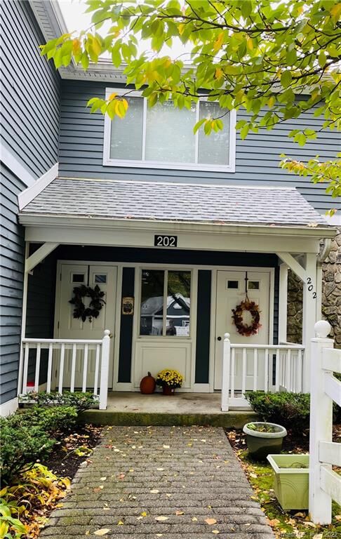 Property Photo: 202 Windgate Circle D CT 06468