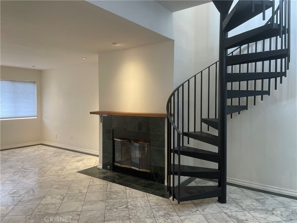 Property Photo:  14937 Dickens Street 205  CA 91403 