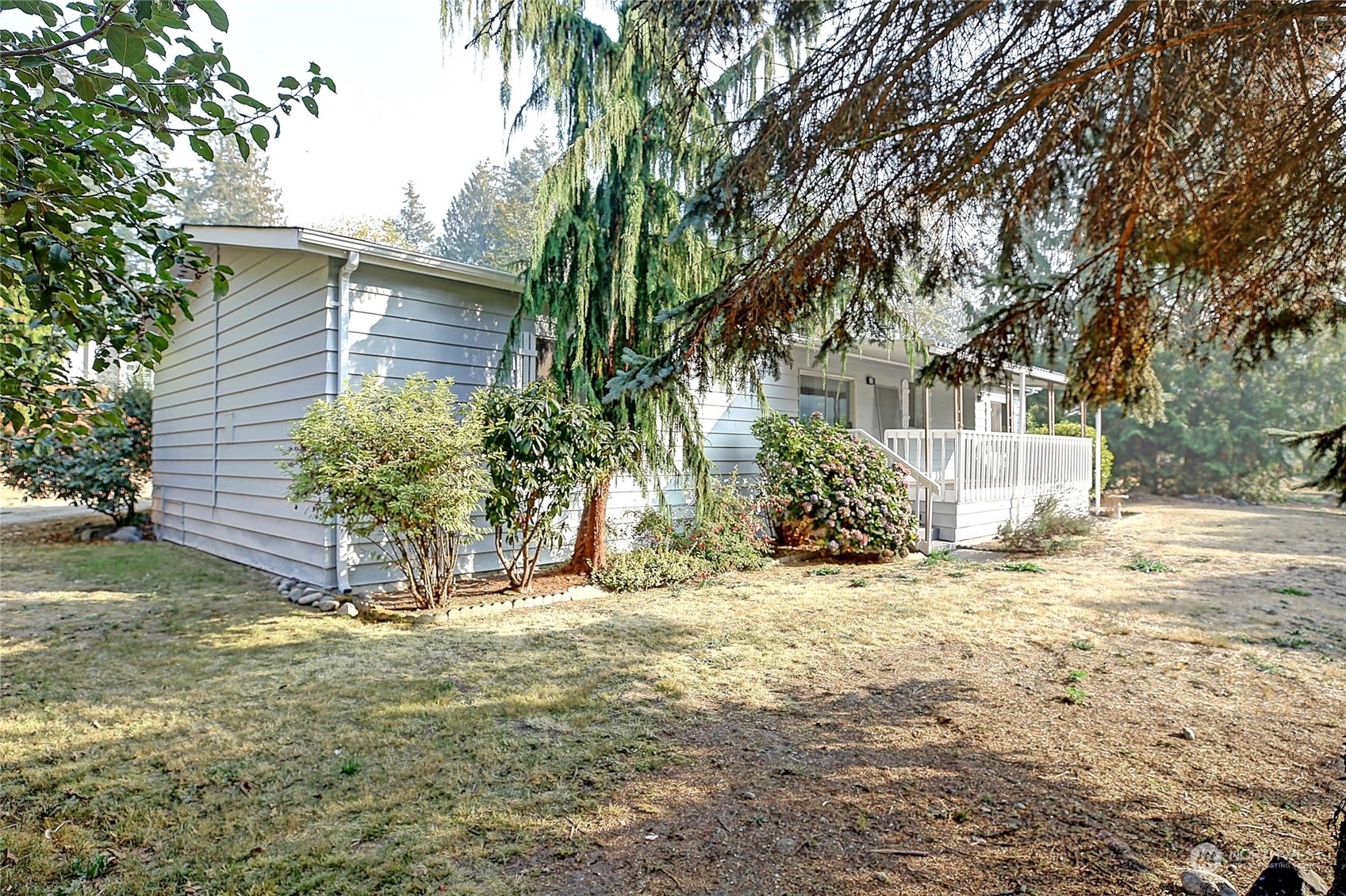 Property Photo:  1427 Lakewood Drive  WA 98282 