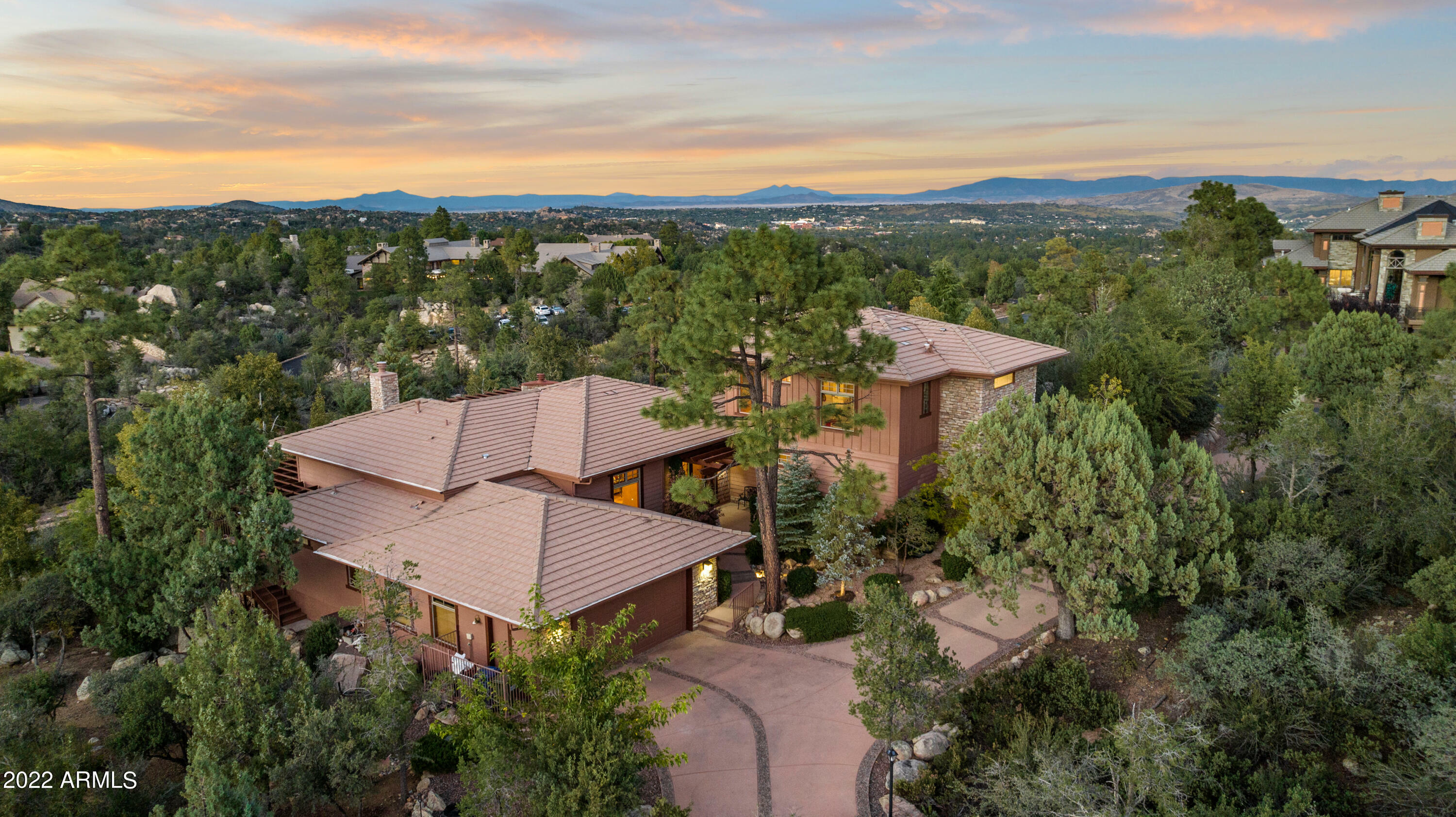 Property Photo:  608 Woodridge Lane  AZ 86303 