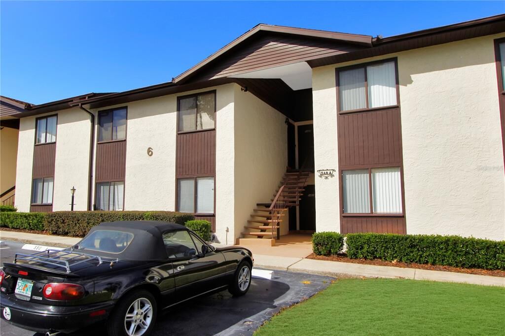 Property Photo:  546 Fairways Drive B  FL 34472 