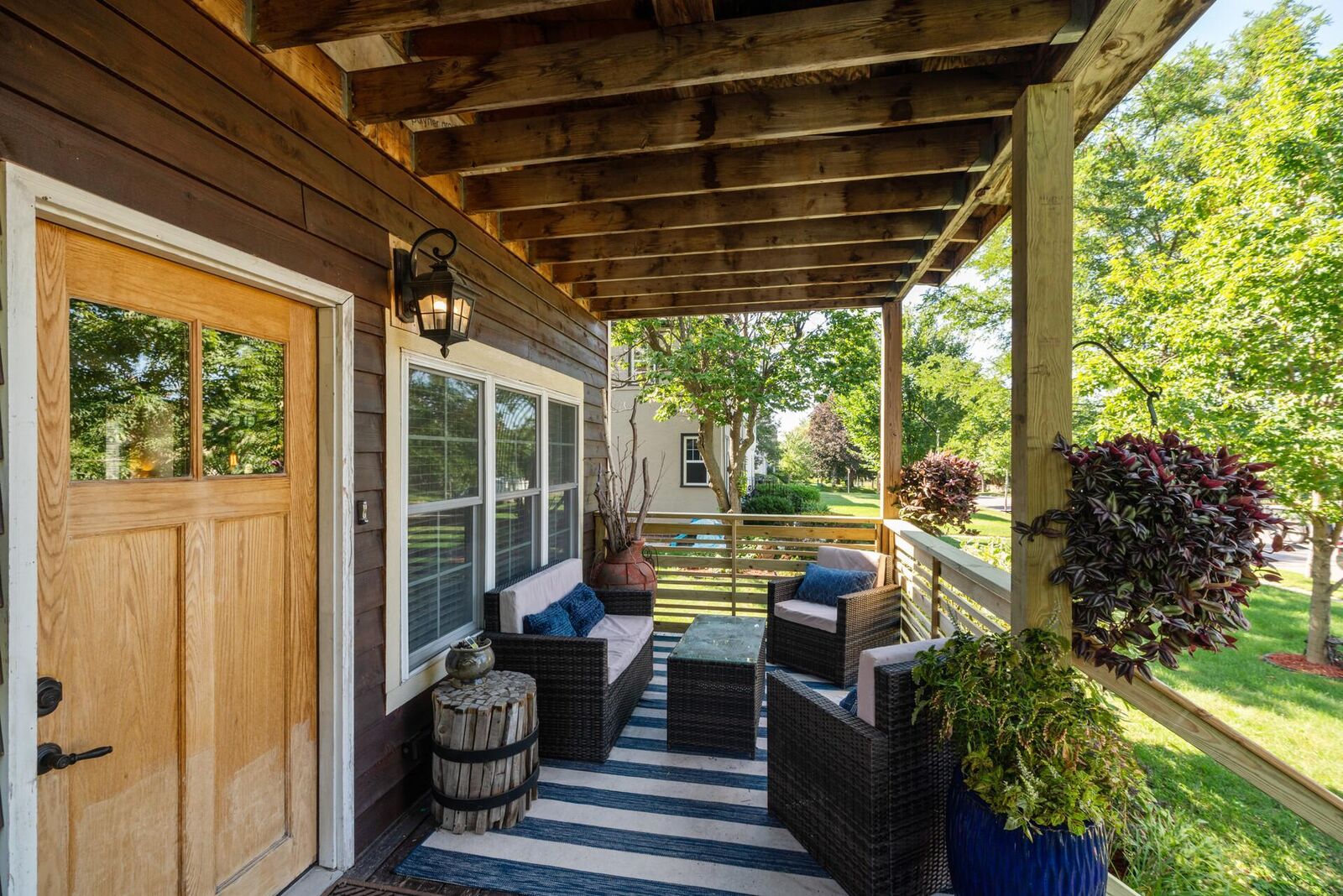 Property Photo: 1216 Washburn Avenue N MN 55411