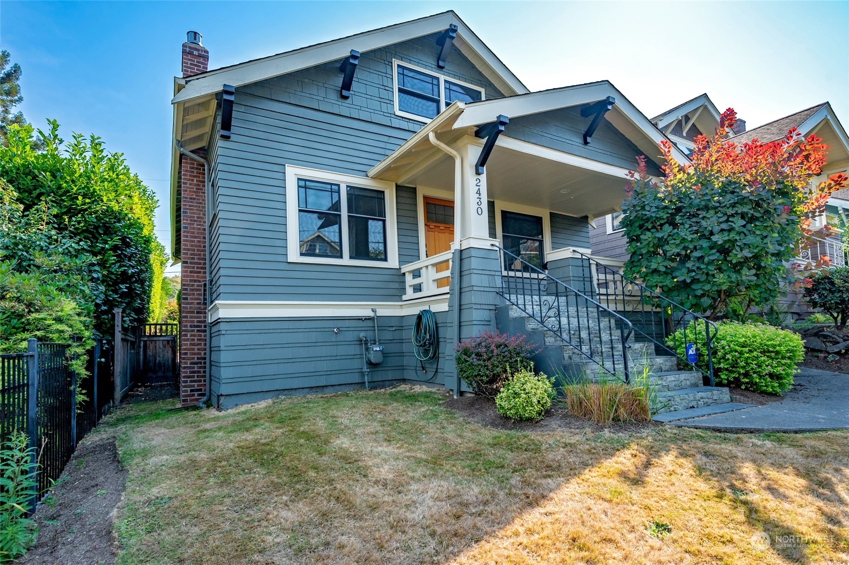 Property Photo:  2430 3rd Avenue W  WA 98119 