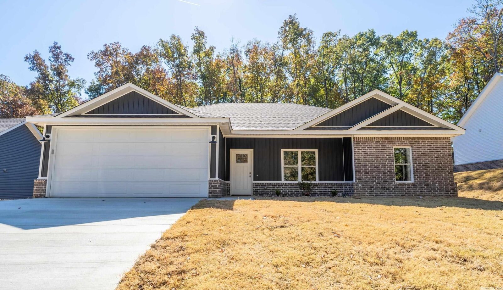 Property Photo: 119 Stonebriar Drive AR 71913