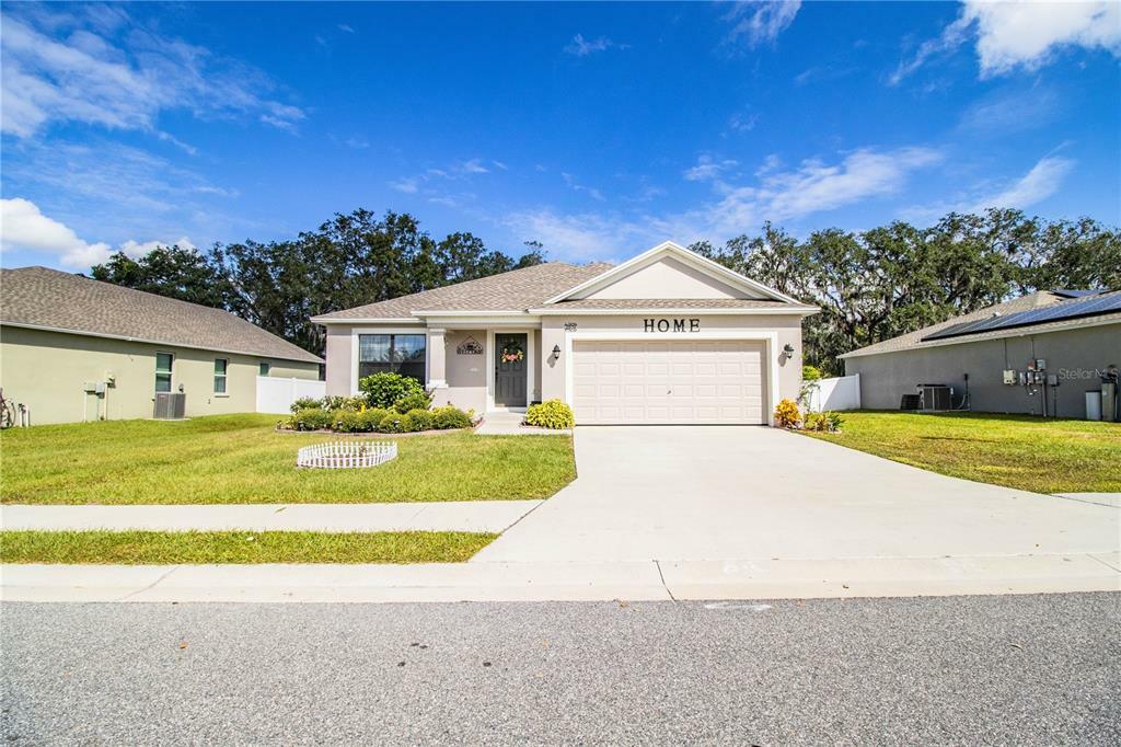 Property Photo:  2979 Creeks Crossing Boulevard  FL 33810 