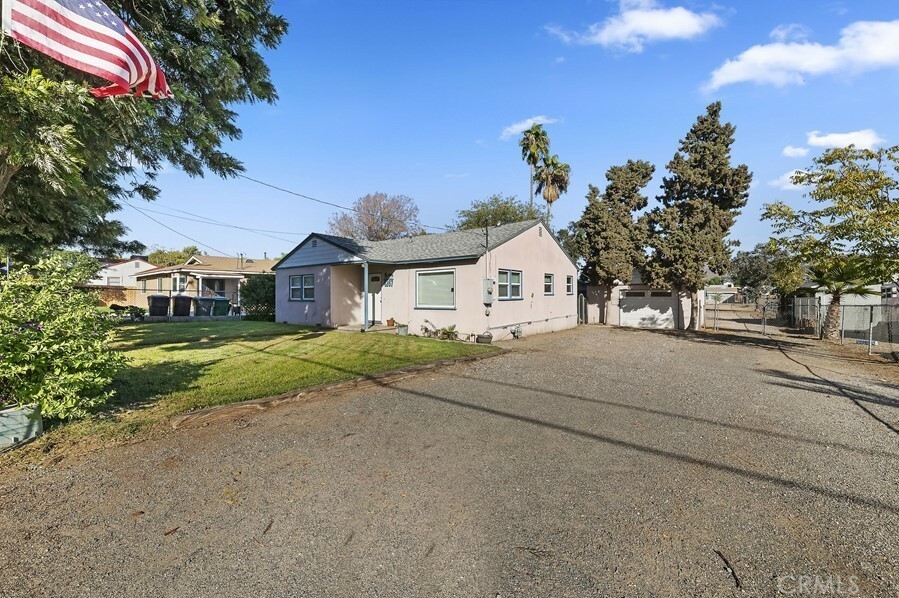 Property Photo:  4267 Woodward Avenue  CA 92860 