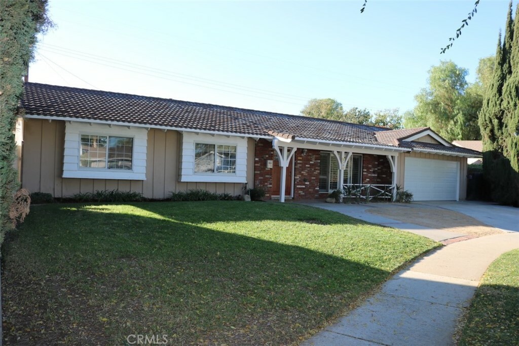 Property Photo:  4781 Kona Kove Way  CA 92886 