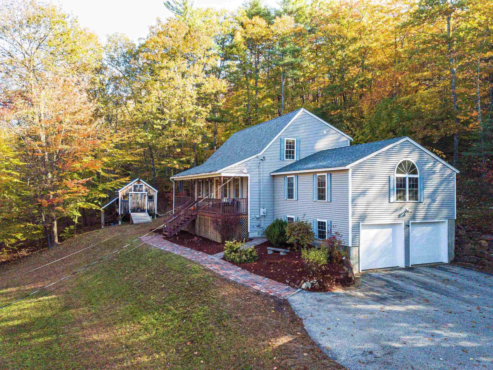 Property Photo:  268 Queen Street  NH 03303 