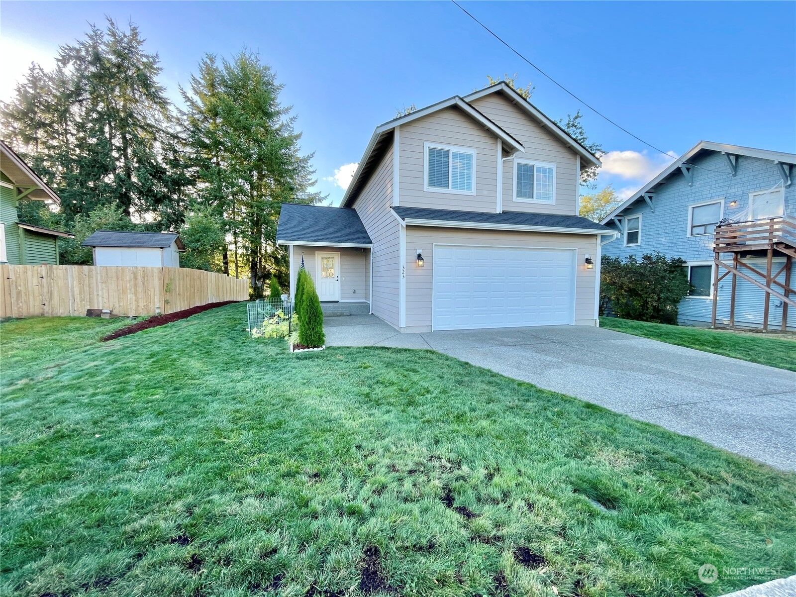 Property Photo:  323 S Main  WA 98557 