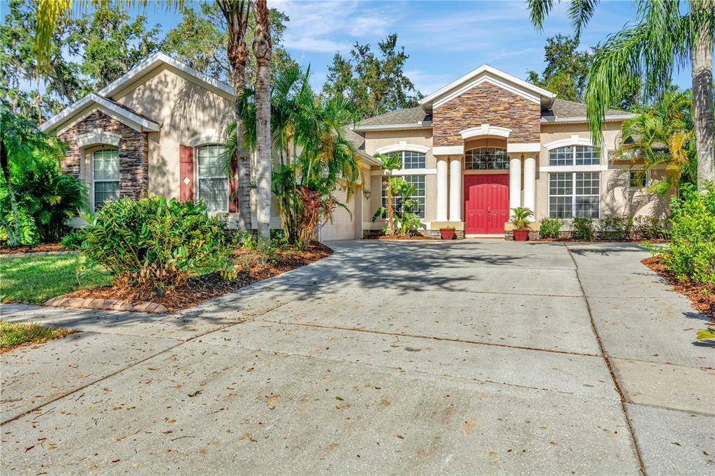 Property Photo:  1003 Emerald Hill Way  FL 33594 