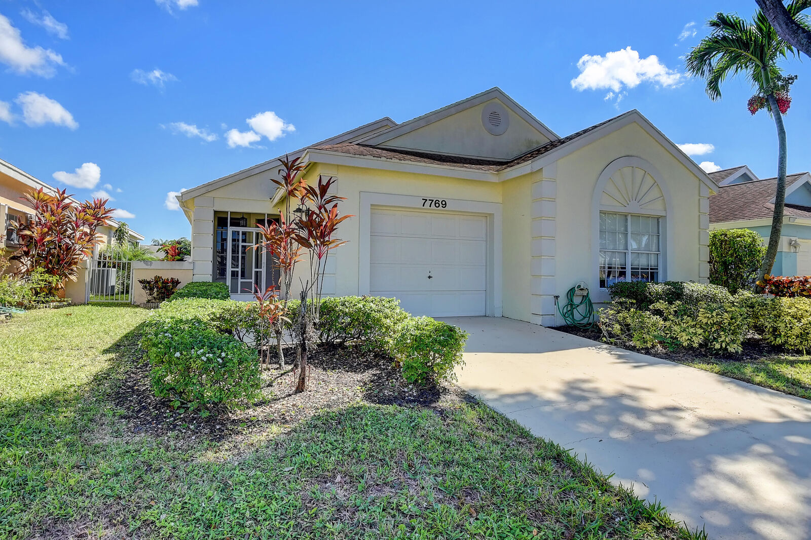 Property Photo: 7769 Mansfield Hollow Road FL 33446