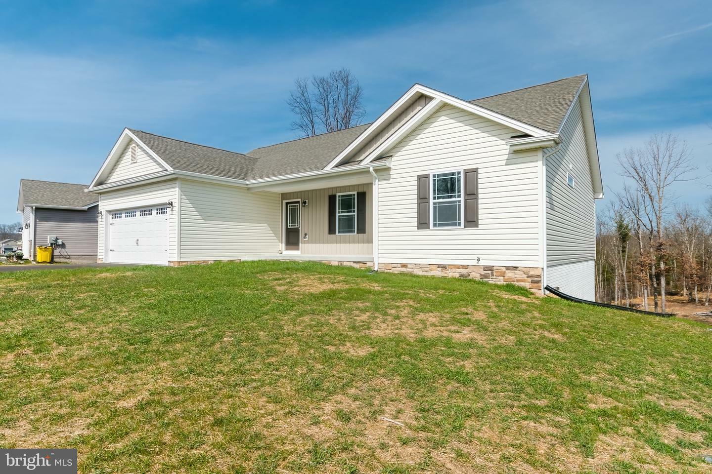 Property Photo: 631 Basin Drive WV 25428