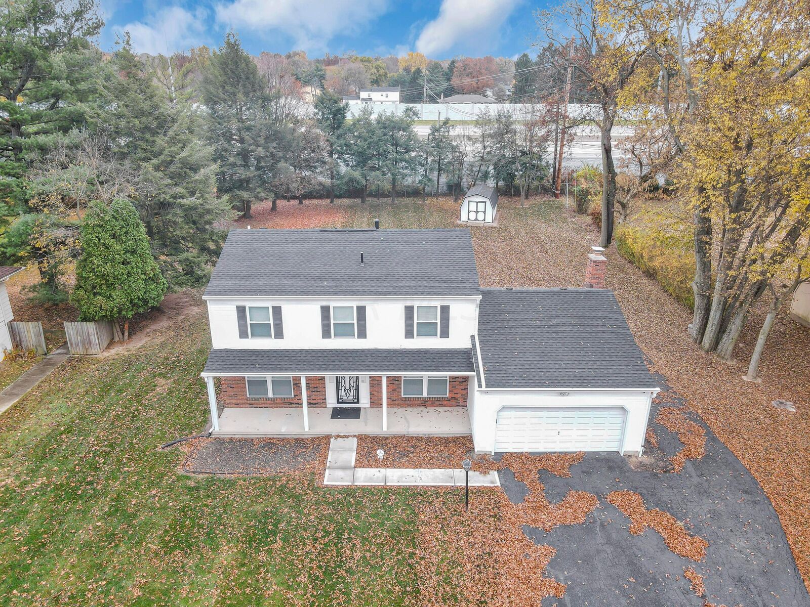 Property Photo: 832 Conestoga Drive OH 43213