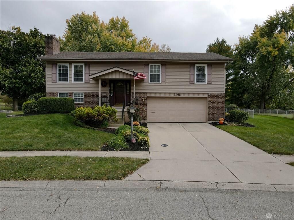 Property Photo: 3981 Cozycroft Drive OH 45424