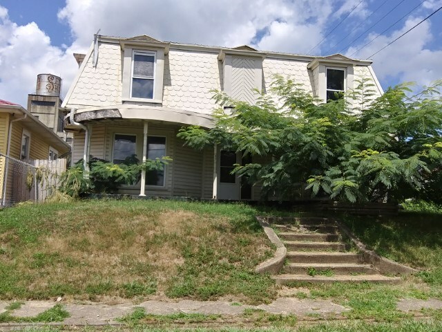 Property Photo: 317 Oak Street OH 45638