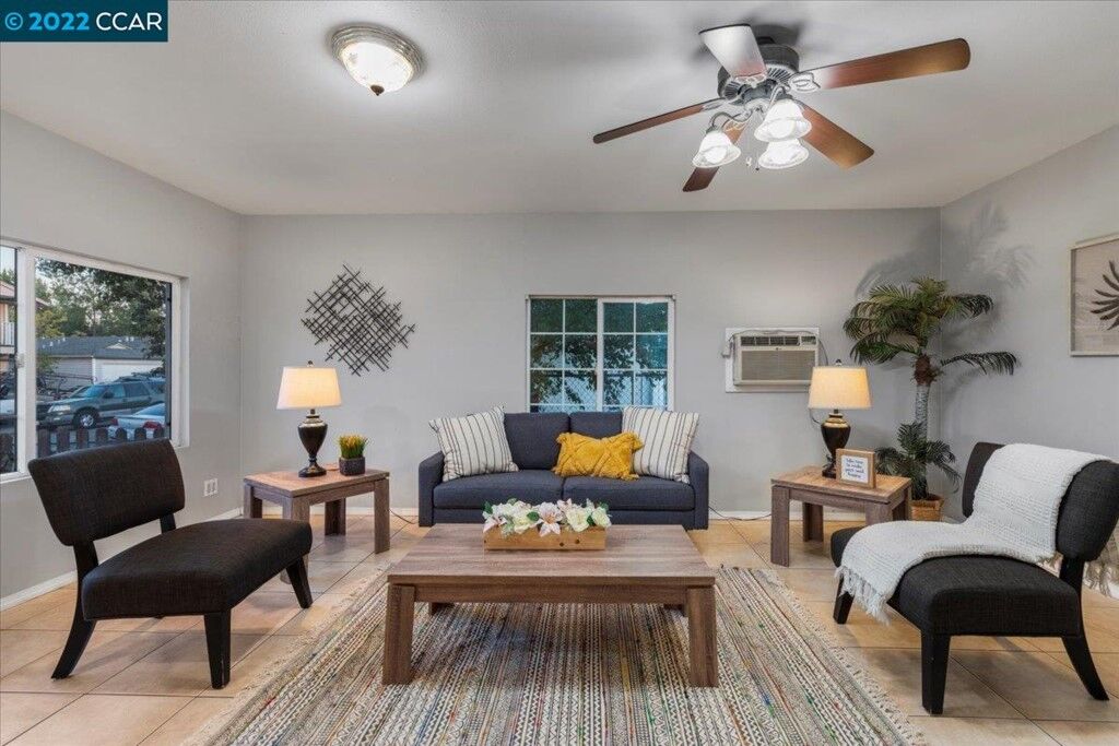 Property Photo: 133 Simonton St CA 94589