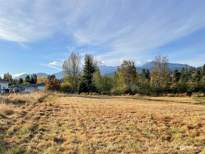 Property Photo: 9999 E Park Avenue WA 98362