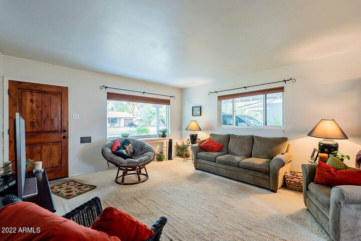 Property Photo:  1323 E Oregon Avenue  AZ 85014 