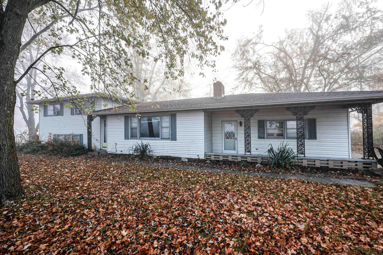 Property Photo: 9828 Maysville Road IN 46835