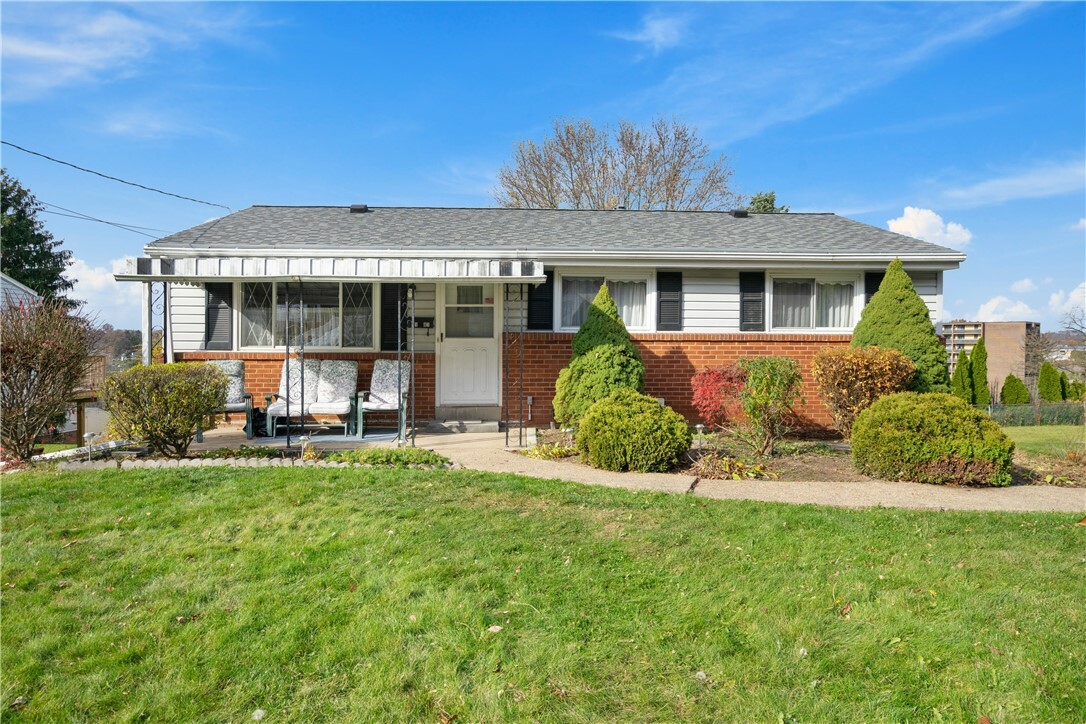 Property Photo:  3181 Vermont Drive  PA 15068 