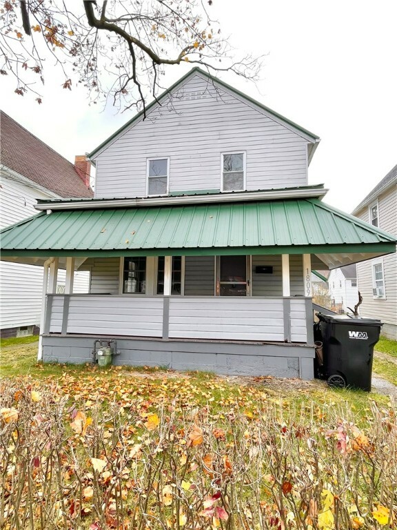 Property Photo:  1809 Main St  PA 15001 