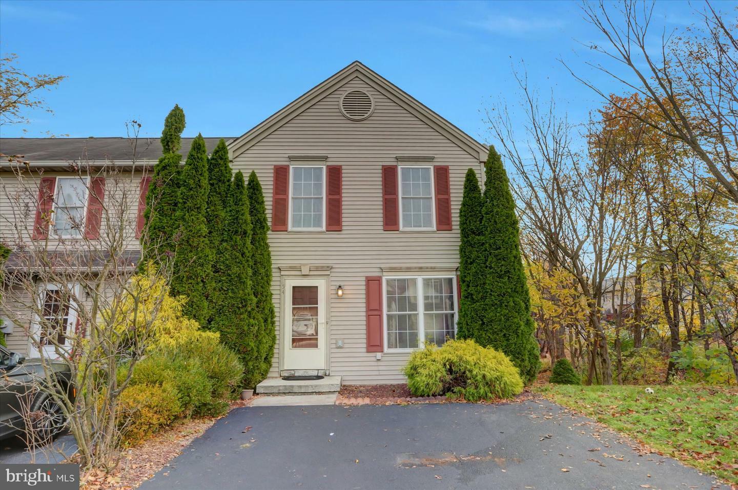 Property Photo:  54 Woodmyre Lane  PA 17025 