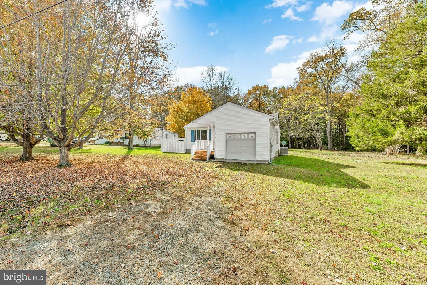 Property Photo: 17657 Saint Inigoes Road MD 20684