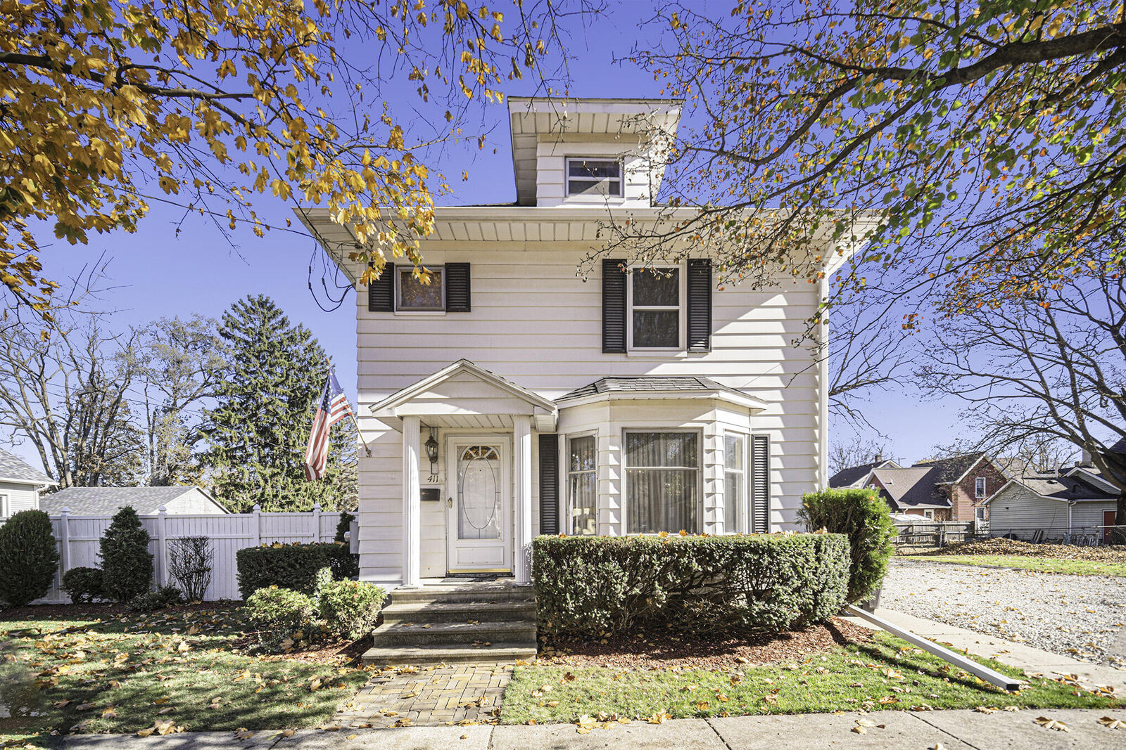 Property Photo:  411 N Elm Avenue  MI 49202 