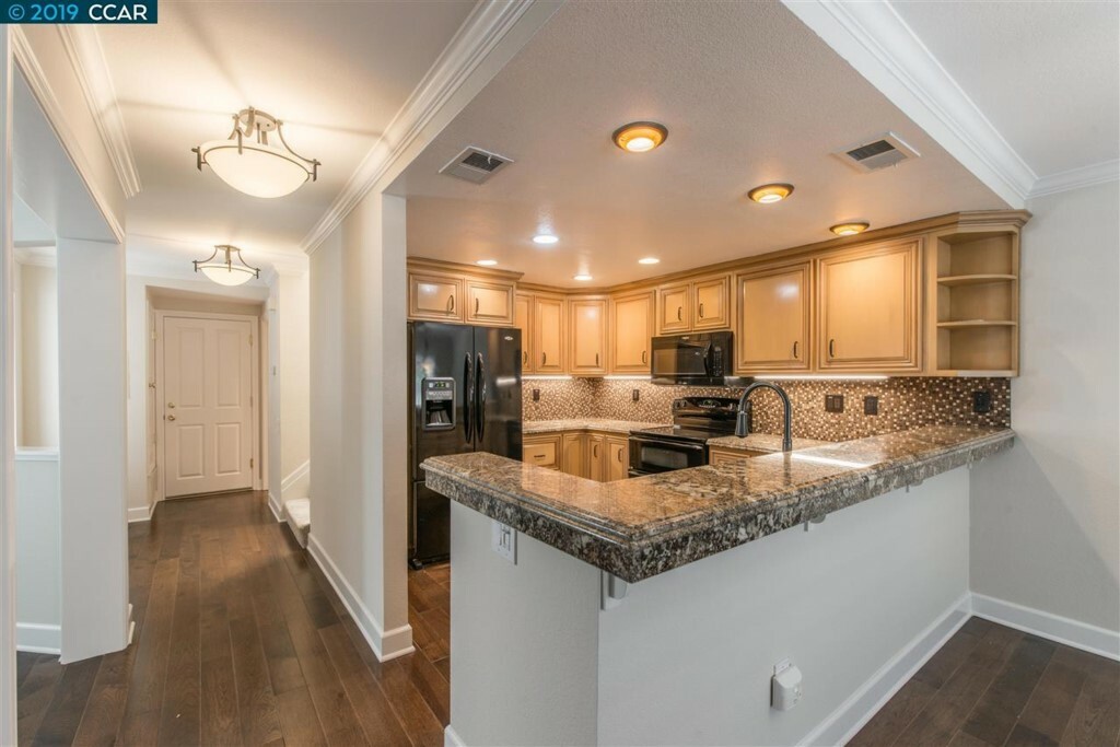Property Photo: 158 S Wildwood CA 94547