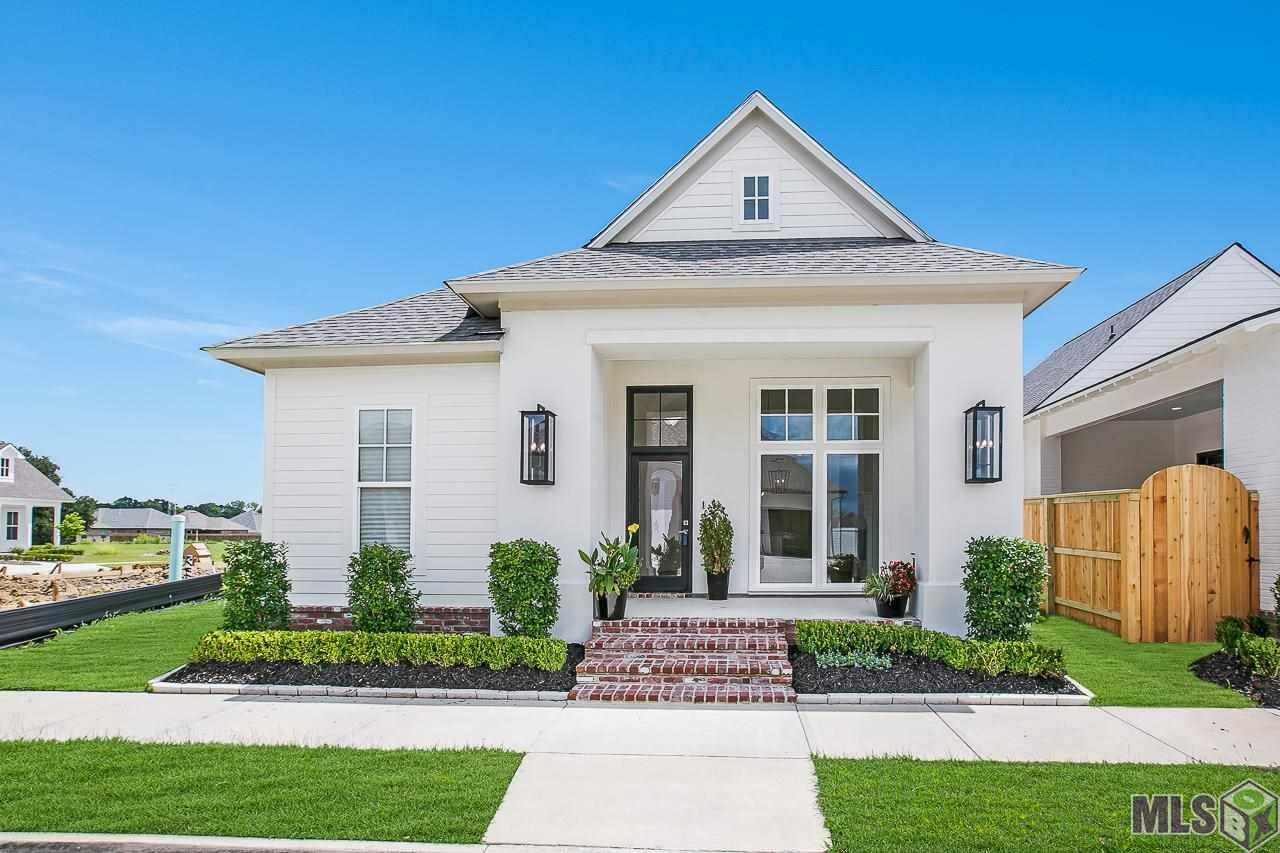Property Photo: 4739 Claremont Ave LA 70737