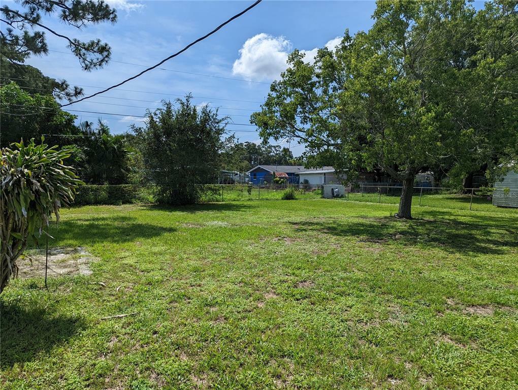 Property Photo:  1212 22nd Ave W  FL 34221 