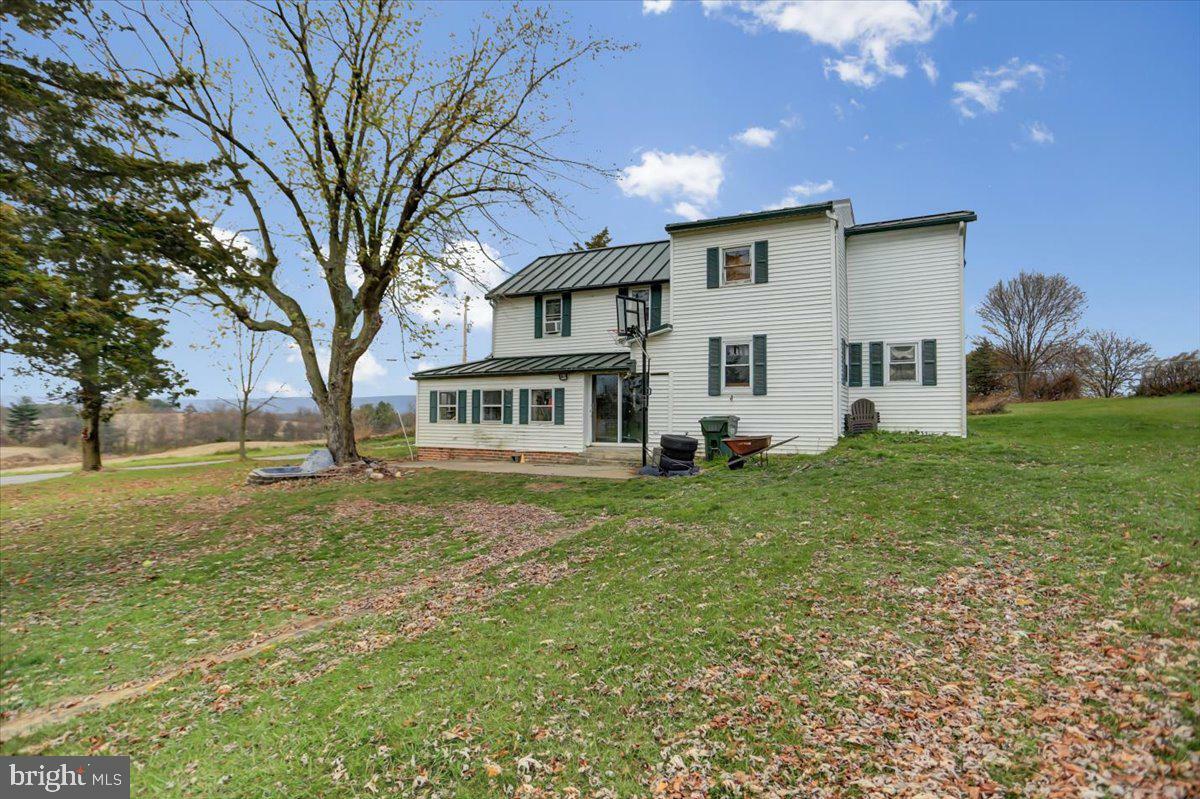 Property Photo: 272 Fairview Road PA 17257