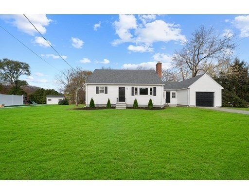 5 Huron Dr  Hudson MA 01749 photo