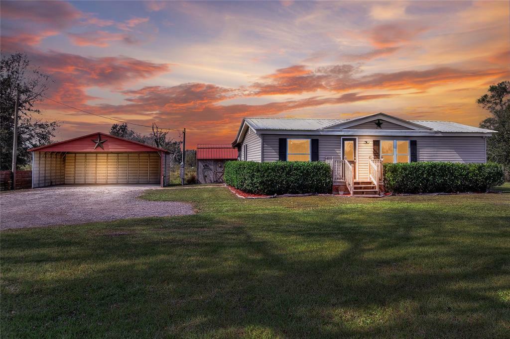 Property Photo:  10940 Sherrouse Road  FL 33810 