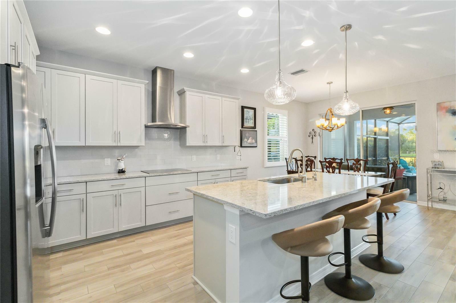 Property Photo: 11472 Montserrat Drive FL 34293