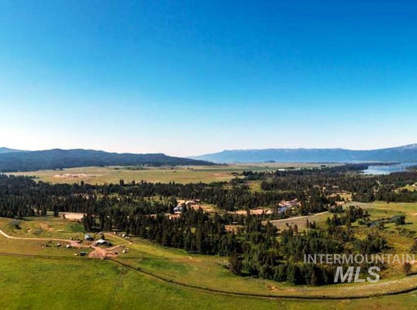 Property Photo:  385 Gold Fork Road  ID 83615 