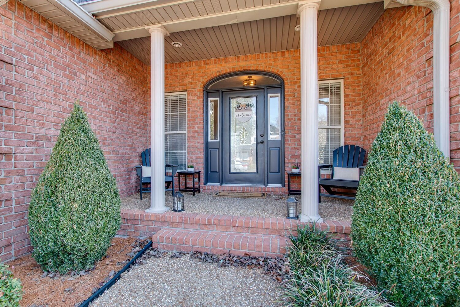 Property Photo: 1911 Bartons Cv TN 37087