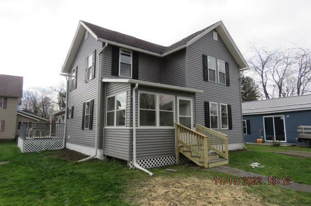 Property Photo:  106 Sunset St  PA 18840 